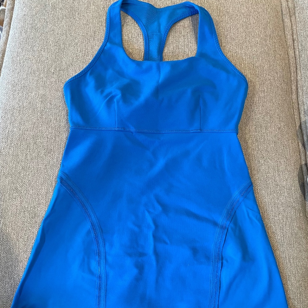 Lululemon Size 6 Athletic Tank Top